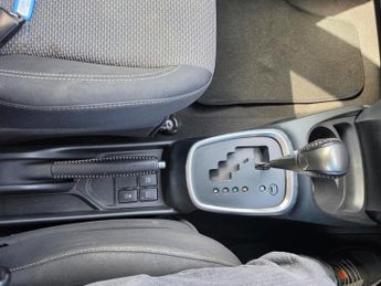 Toyota Yaris 1.5 VVT-h Icon E-CVT Euro 6 5dr