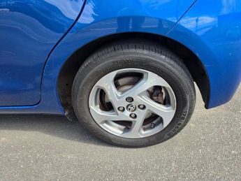 Toyota Yaris 1.5 VVT-h Icon E-CVT Euro 6 5dr