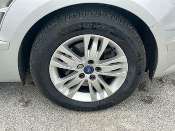 Ford S-Max 2.0 TDCi Zetec Powershift Euro 5 5dr