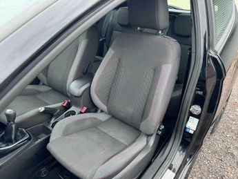Ford Fiesta 1.0T EcoBoost ST-Line Euro 6 (s/s) 3dr