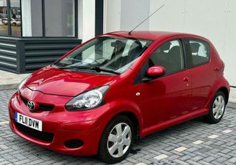 Toyota AYGO 1.0 VVT-i Ice Euro 5 5dr