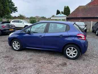 Peugeot 208 1.2 VTi Active Euro 5 5dr