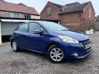 Peugeot 208 1.2 VTi Active Euro 5 5dr
