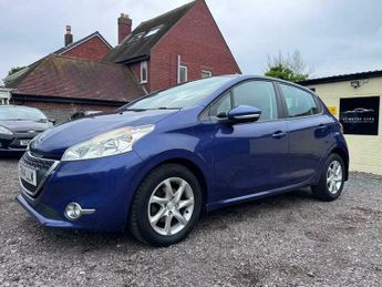 Peugeot 208 1.2 VTi Active Euro 5 5dr