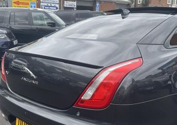 Jaguar XJ 3.0d V6 R-Sport Saloon 4dr Diesel Auto Euro 6 (s/s) (300 ps)