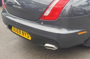 Jaguar XJ 3.0d V6 R-Sport Saloon 4dr Diesel Auto Euro 6 (s/s) (300 ps)