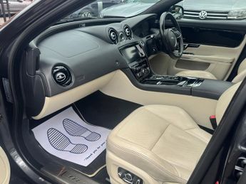 Jaguar XJ 3.0d V6 R-Sport Saloon 4dr Diesel Auto Euro 6 (s/s) (300 ps)