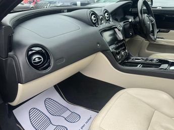 Jaguar XJ 3.0d V6 R-Sport Saloon 4dr Diesel Auto Euro 6 (s/s) (300 ps)