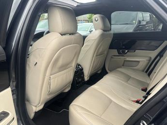 Jaguar XJ 3.0d V6 R-Sport Saloon 4dr Diesel Auto Euro 6 (s/s) (300 ps)