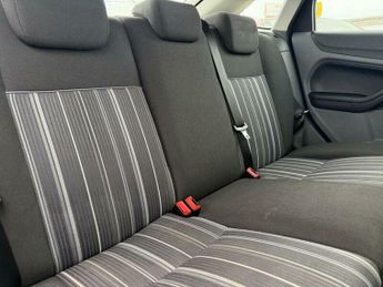 Ford Focus 1.6 Style 5dr