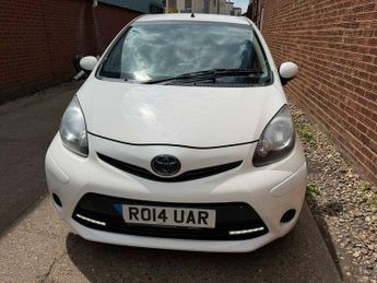 Toyota AYGO 1.0 VVT-i Move Euro 5 5dr