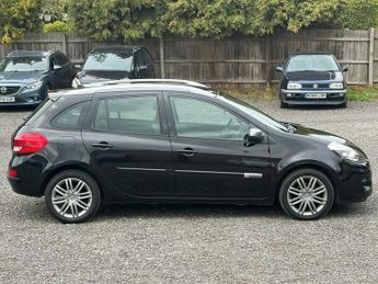Renault Clio 1.2 TCe Dynamique TomTom Sport Tourer Euro 5 5dr