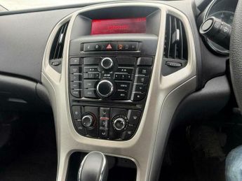 Vauxhall Astra 1.6 16v Exclusiv Auto Euro 5 5dr