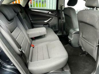 Ford Mondeo 2.0 TDCi Titanium Euro 5 5dr