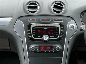 Ford Mondeo 2.0 TDCi Titanium Euro 5 5dr