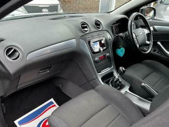 Ford Mondeo 2.0 TDCi Titanium Euro 5 5dr