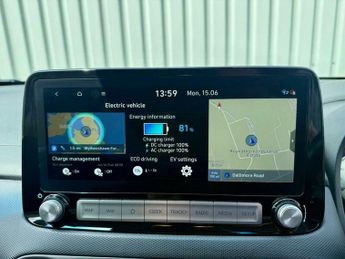 Hyundai KONA 39kWh SE Connect Auto 5dr (10.5kW Charger)