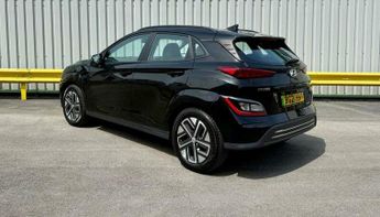 Hyundai KONA 39kWh SE Connect Auto 5dr (10.5kW Charger)