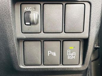 Lexus IS 300H PREMIER