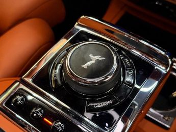 Rolls-Royce Phantom V12 [6X SERVICES & EXTENDED ROLLS ROYCE WARRANTY]