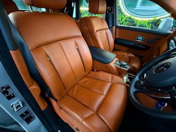 Rolls-Royce Phantom V12 [6X SERVICES & EXTENDED ROLLS ROYCE WARRANTY]