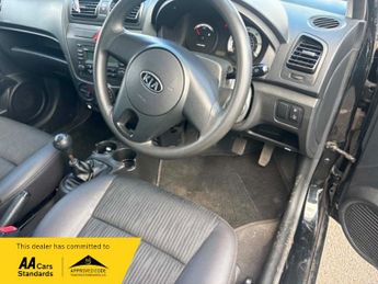 Kia Picanto 1