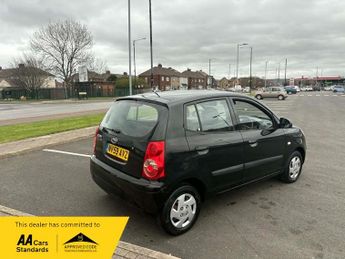 Kia Picanto 1