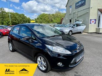 Ford Fiesta ZETEC TWO KEYS+ISOFIX+USB & AUX