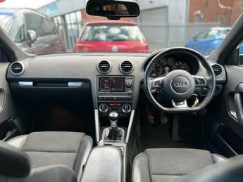 Audi A3 2.0 TDI Black Edition Sportback Euro 5 (s/s) 5dr