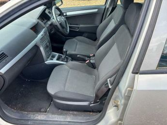 Vauxhall Astra 1.6i 16v Club 5dr