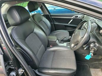 Peugeot 407 2.0 HDi Sport 4dr