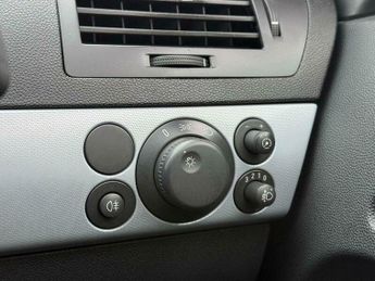 Vauxhall Astra 1.8i 16v Club 5dr