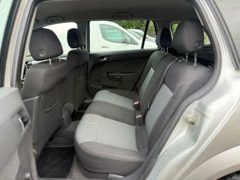 Vauxhall Astra 1.8i 16v Club 5dr