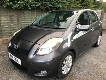 Toyota Yaris VVT-I T SPIRIT