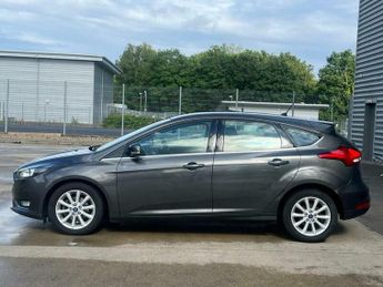 Ford Focus 1.0T EcoBoost Titanium Auto Euro 6 (s/s) 5dr