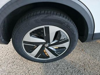 MG ZS TROPHY CONNECT