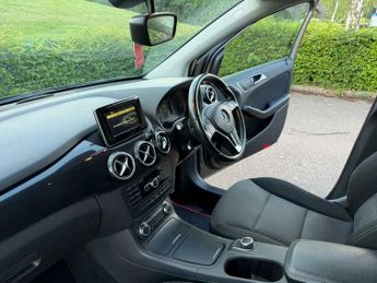 Mercedes-Benz B Class 1.6 B180 BlueEfficiency SE 7G-DCT Euro 5 (s/s) 5dr