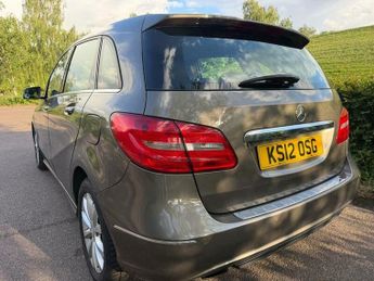 Mercedes-Benz B Class 1.6 B180 BlueEfficiency SE 7G-DCT Euro 5 (s/s) 5dr