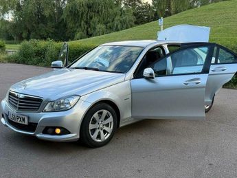Mercedes-Benz C Class 2.1 C220 CDI BlueEfficiency SE G-Tronic+ Euro 5 (s/s) 4dr