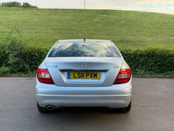 Mercedes-Benz C Class 2.1 C220 CDI BlueEfficiency SE G-Tronic+ Euro 5 (s/s) 4dr