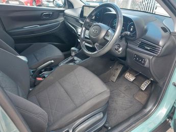 Hyundai BAYON T-GDI PREMIUM DCT