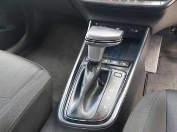 Hyundai BAYON T-GDI PREMIUM DCT