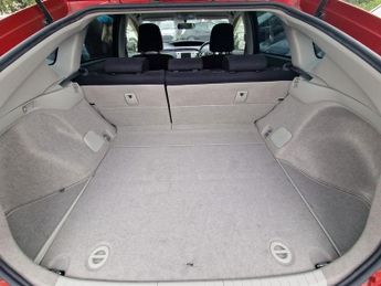 Toyota Prius 1.8 Hybrid VVT-h Active 5dr CVT
