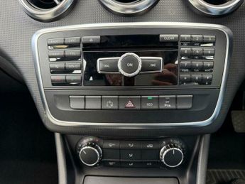 Mercedes-Benz A Class 1.6 A180 SE 7G-DCT Euro 6 (s/s) 5dr