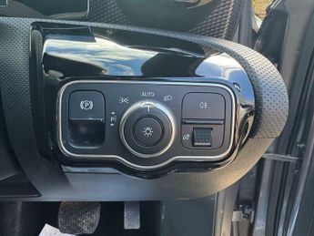 Mercedes-Benz A Class 1.3 A200 Sport 7G-DCT Euro 6 (s/s) 5dr