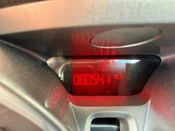 Ford Fiesta ZETEC CAMBELT+BLUETOOTH+TWO KEYS