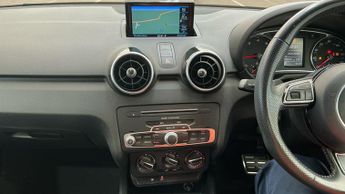 Audi A1 TFSI S LINE NAV