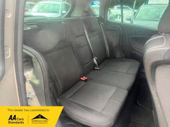 Ford B-Max TITANIUM