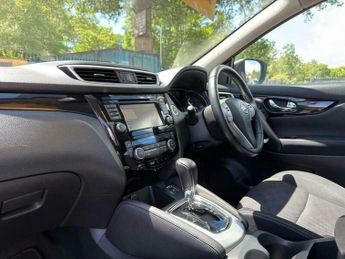 Nissan Qashqai 1.2 DIG-T n-tec+ XTRON 2WD Euro 5 (s/s) 5dr