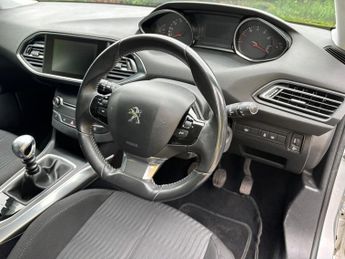 Peugeot 308 E-THP ACTIVE
